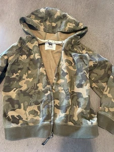 The Black Dog Classic Collection Camo Zip Up Sweatshirt/Hoodie Kids Size 5 Used - Picture 1 of 4
