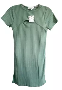 POOF New York Junior's Dress Short Sleeve Key Hole Neckline Size L Green - Picture 1 of 8