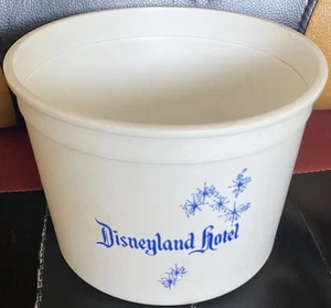 Vintage Disney 1960’s Disneyland Hotel Ice Bucket Made in the USA - RARE !! - Picture 1 of 8