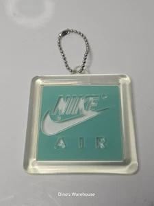 Nike Air bläulich/grün Schuh Anhänger Schlüsselanhänger mit Kette Airmax - Bild 1 von 4