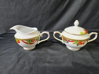 Juego de crema y azúcar Charter Club Fashion Buffet Gold Holly Foto 1 de 2