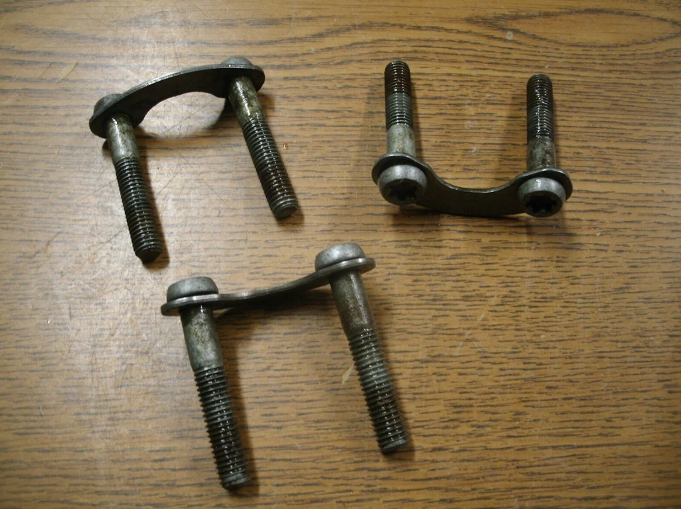 2017-2025 Alfa Romeo Stelvio AWD Front Forward Driveshaft Bolts OEM - Image 1 of 1