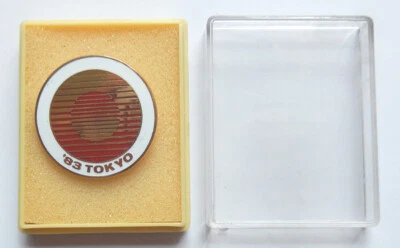 1983 TOKYO TABLE TENNIS WORLD CHAMPIONSHIPS PIN BADGE JAPAN - Image 1 of 3