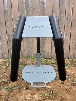 Maniquí de cuerda In The Loop "High Call" Foto 1 de 4