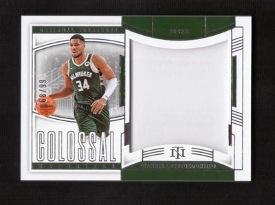 Camiseta Jumbo Colosal 2024-25 National Treasures Giannis Antetokounmpo 68/99 Foto 1 de 2