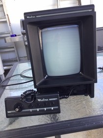 Vectrex Arcade System Console - With  2 Controllers One in Box.￼