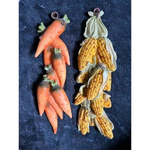 Vintage Ceramic 3D Vegetable Wall Plaque Carrots & Corn Farmhouse Decor - Picture 1 of 10