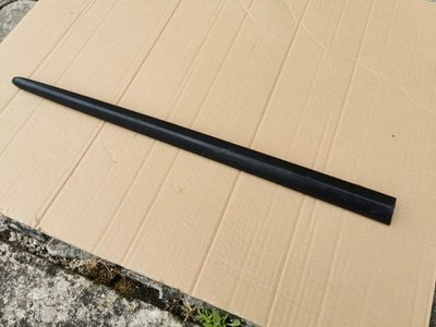  Línea de goma trasera derecha para alerón trasero, peugeot 406 cupé, ZU04474600B Foto 1 de 4