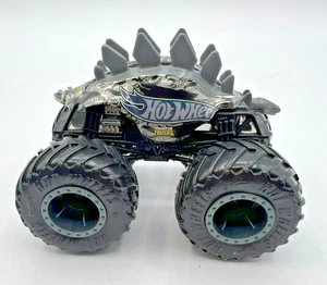 Hot Wheels Monster Trucks Steer Clear Black Gray Dino Spikes 1:64 Diecast - Picture 1 of 8