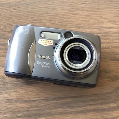 Kodak Easy Share DX4530 5.0 MP Zoom Digital Camera Gray No Card Tested Nice! - Image 1 of 4