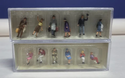 Preiser #10020 Passengers & #10096 Seated Persons - Image 1 of 2