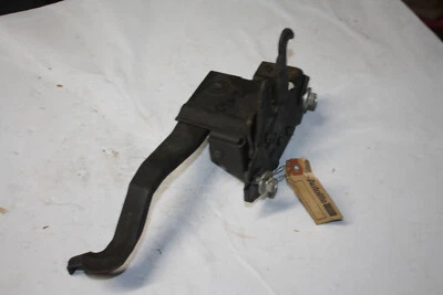 Nuevo de Lote Antiguo 69 70 Ford Galaxie LTD 500 XL 429 C9AZ-16700-B1 Foto 1 de 3