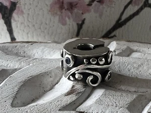 Retired Pandora Charm Genuine, Swirl Clip Charm Blue Cubic Zirconia 925 Ale - Picture 1 of 11