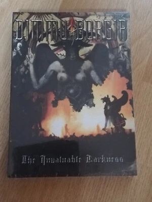 DIMMU BORGER SET-The invaluable darkness 2 DVD & 1CD BOX. NEU!+DIMMU BORGIR CD! - Bild 1 von 4
