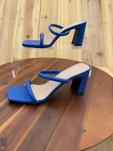 Michael By Michael Shannon Women's Dionne High Heel Bright Blue Sz 10 Dress Shoe - Picture 1 of 12