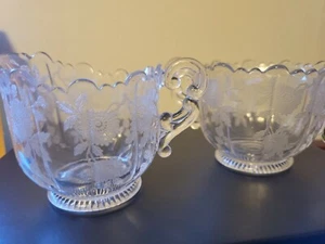 Elegant etched glass clear sugar bowl and creamer set vintage - Picture 1 of 6