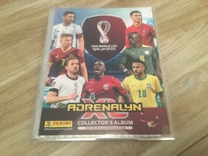 PANINI CM QATAR 2022 XL ADRENALYN ALBUM + 486 CARTES COMPLET + 3EDITION LIMITED - Foto 1 di 9