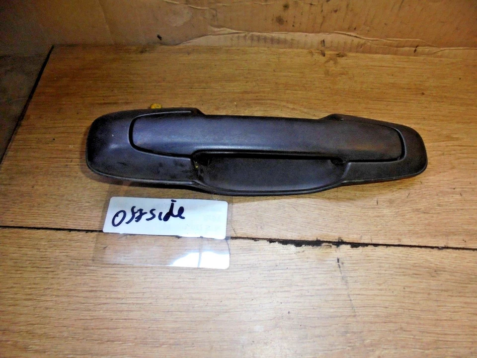 MANIJA DE PUERTA EXTERIOR DELANTERA/TRASERA LADO CONDUCTOR SUZUKI GRAND VITARA 2002, SOLO 1 Foto 1 de 1