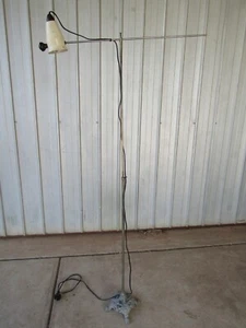 Floor Lamp Articulated Single Arm Industrial Cast Aluminium Base Vintage - Picture 1 of 10
