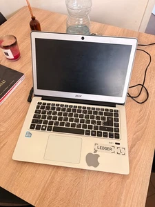 Acer Swift 3 SF314-52-31KB Computer portatile 35,6 cm (14") Full HD Intel® Core™ - Foto 1 di 6