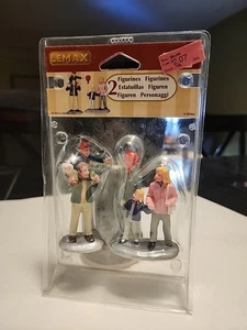 2010 Lemax At The Carnival Christmas Village Figurines 02796 Parents & Children - Picture 1 of 1