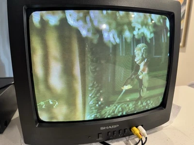 Vintage Sharp 13J-M100 CRT TV Retro Gaming Color Television  13"-Tested & Works! - Image 1 of 4