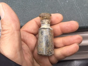 Ancient Roman Glass Vial Bottle No Reserve - Picture 1 of 6