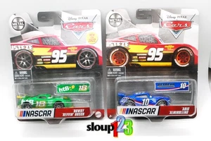COCHES DISNEY - NASCAR - RUIDOSO "REVVIN" BUSCH #18 Y ARIC ALMIROLLING #10 - Imagen 1 de 2