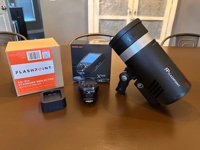 Flashpoint XPLOR 300 Pro TTL R2 Monolight with Trigger and Filter Kit - Image 1 of 4