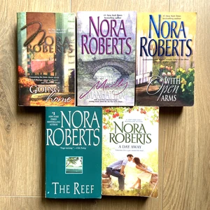 Nora Roberts Lot of 5 Romance Novels Paperback Stand-Alone (10 Stories) - Bild 1 von 12