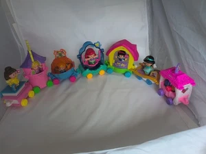 Little People Disney Princess Parade 7 Floats Trains 7 Figure FREE SHIPPING - Picture 1 of 19