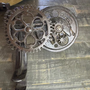 Antique Cast Iron Sinclair Scott Apple Peeler Kitchen Farm Tool Hand Crank USA - Picture 1 of 6