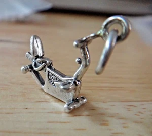 Dije de bicicleta de ejercicio reclinado de plata esterlina 3D 16x14 mm - Imagen 1 de 4