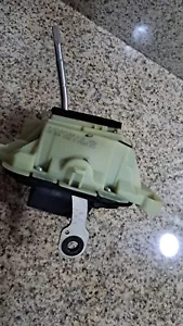 05-11 Mercedes R171 SLK280 SLK350 Floor Gear Shift Shifter Selector Box OEM - Picture 1 of 6