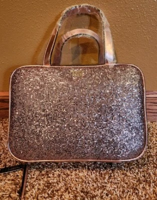 全新带标签 罕见 维多利亚的秘密 悬挂式旅行箱 玫瑰金 闪耀跑道 限量 — 第 1/4 张图片