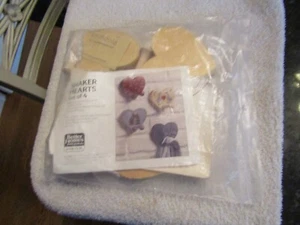 Kit artesanal Better Homes & Gardens Berri Inoue artesanías suaves corazón clavija - Imagen 1 de 5