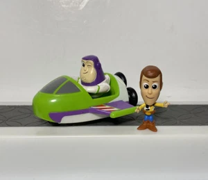 Disney PIXAR TOY STORY MINIS Buzz Lightyear e Woody - Foto 1 di 7
