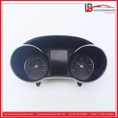 Cuadro de instrumentos velocímetro MERCEDES BENZ CLASE C BERLINA W205 C220 BLUETEC A2059006733 Foto 1 de 4