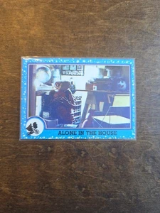 Topps 1982 E.T. The Extra-Terrestrial Trading Card #22 ALONE IN THE HOUSE - Picture 1 of 2
