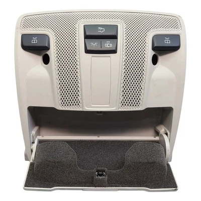 W246 Mercedes B Class Courtesy Lights  A0009004908 - Image 1 of 4