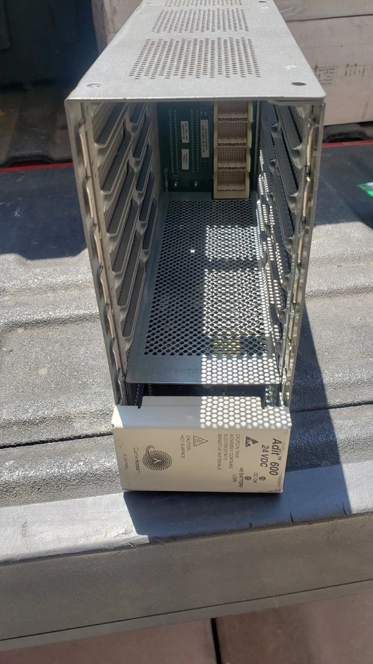 Carrier Access Adit 600 60Hz Ethernet 120 VAC TDM CHASIS WITH DC POWER ( F-RACK) - Image 1 of 4
