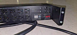 APC AP7902 SWITCHED RACK 2U 120V 16-OUTLET PDU - Photo 1/7