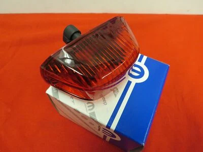 RAM PROMASTER Lámpara Trasera Roja Liquidación NUEVA OEM MOPAR Foto 1 de 4
