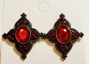 Chico's Earrings Brass Tone Red Faceted Stones Sparkly Post Back Pierce 1+ Inch - Picture 1 of 5
