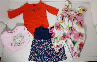 Ropa Bebé Niña 0-6M Lote de 7 Ropa + Babero    Foto 1 de 4