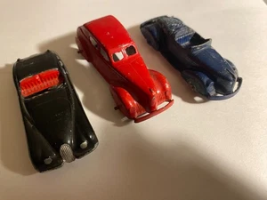 3 MEDAL TOOTSIETOY CARs 1930s - XK12O JAGUAR, NASH SEDAN, ? SPORTS CAR -3" LONG - Picture 1 of 15