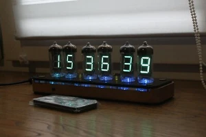 Assembled vfd clock IV-11 Nixie tube clock Steampunk Retro Cyberpunk desk clock - Picture 1 of 8