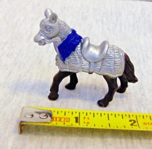 Safari Ltd. Knights War Horse Blue - Picture 1 of 6