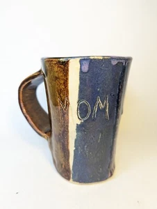 STONEWARE POTTERY HANDMADE MUG MOM 3D TALL 16 OZ COFFEE MUG VASE ARTIST SIGNED - Picture 1 of 9