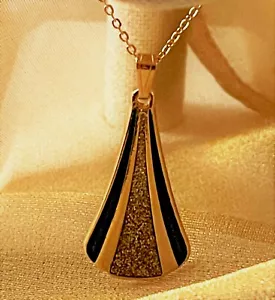 Vintage Halskette Anhänger schwarz Peridot Farbe Glitzer Emaille Art Deco Stil 14K GP - Bild 1 von 7